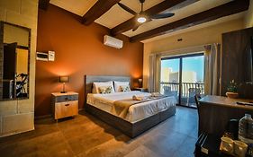 49 Sunrise Lodge
